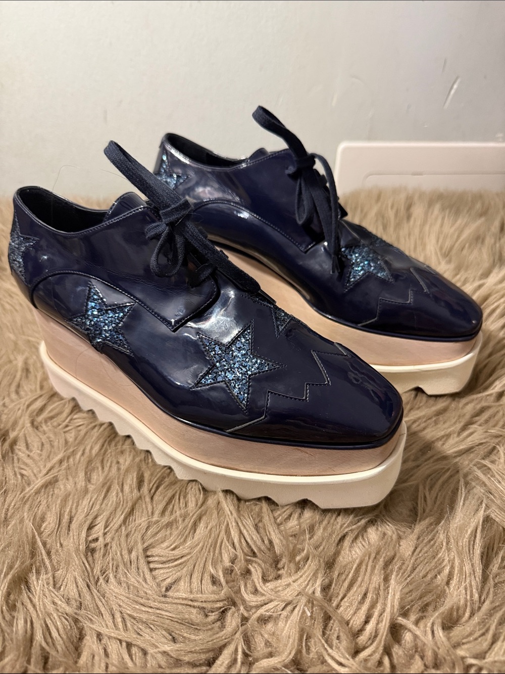 Platform Lace-Up Oxfords with Glitter Star Detail - Navy